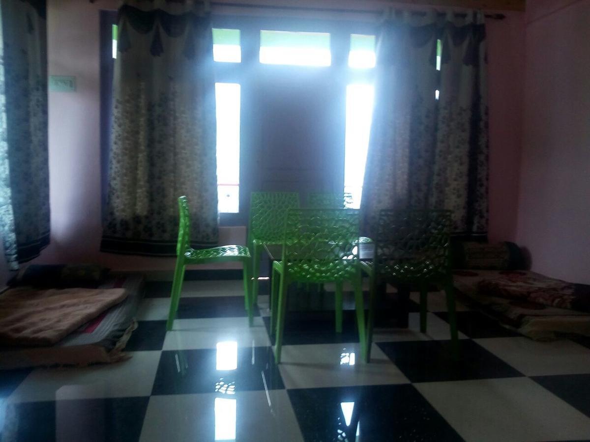 Shiva Moon Hotel Tosh ภายนอก รูปภาพ